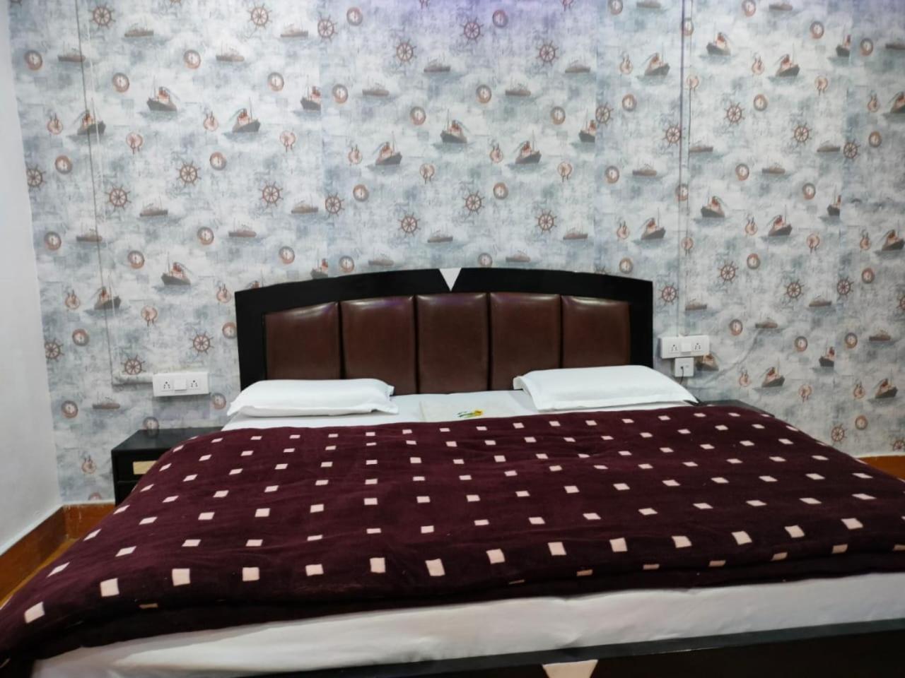 Kishan Home Stay Mathura Exterior foto